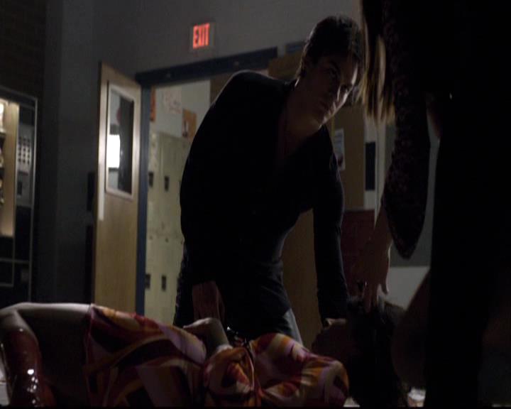 VampireDiariesWorld-dot-org_2x18TheLastDance1793.jpg