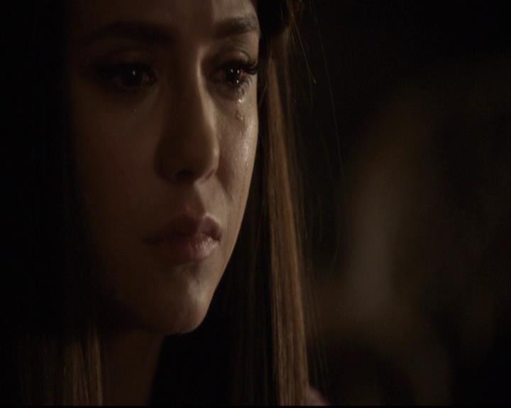 VampireDiariesWorld-dot-org_2x18TheLastDance1854.jpg