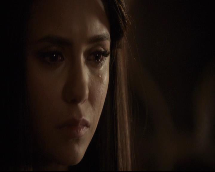 VampireDiariesWorld-dot-org_2x18TheLastDance1856.jpg