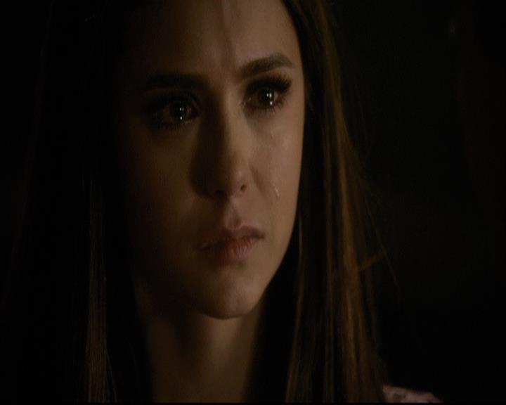 VampireDiariesWorld-dot-org_2x18TheLastDance1948.jpg