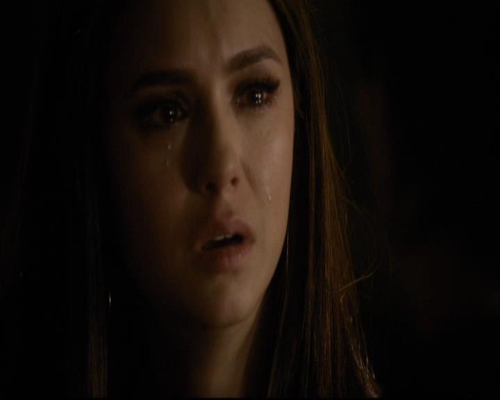 VampireDiariesWorld-dot-org_2x18TheLastDance1975.jpg