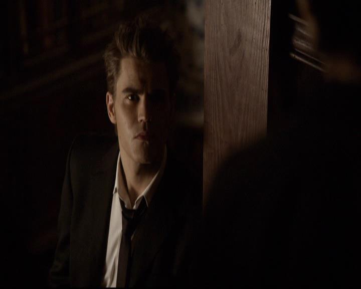 VampireDiariesWorld-dot-org_2x18TheLastDance2005.jpg