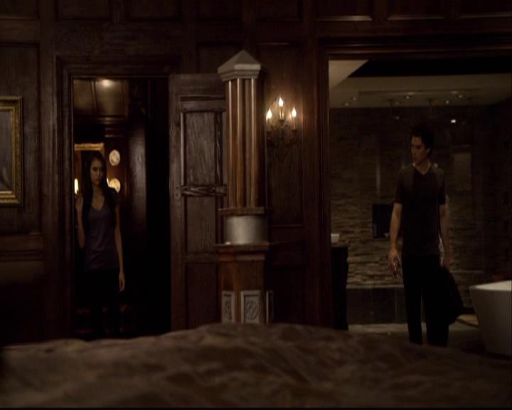 VampireDiariesWorld-dot-org_2x18TheLastDance2090.jpg