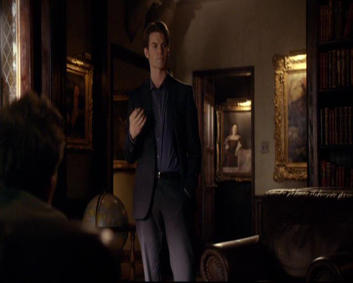 VampireDiariesWorld-dot-org_2x20TheLastDay0034.jpg