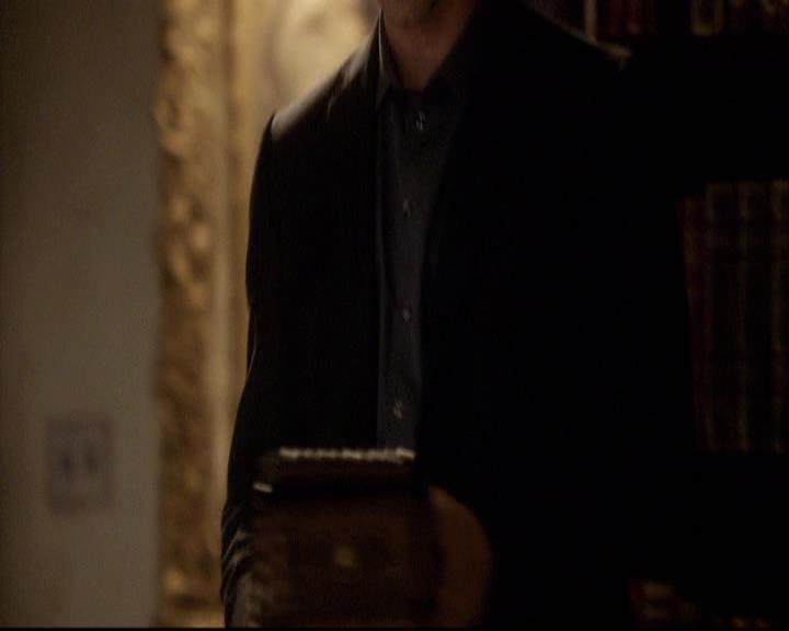 VampireDiariesWorld-dot-org_2x20TheLastDay0082.jpg