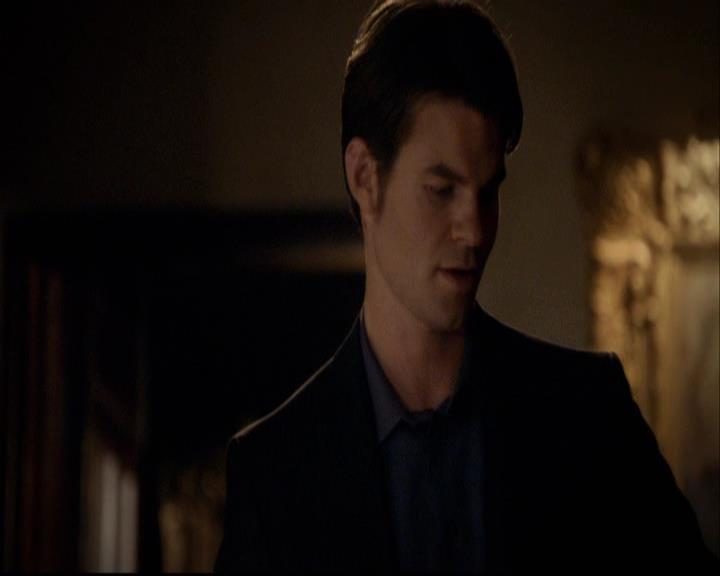 VampireDiariesWorld-dot-org_2x20TheLastDay0136.jpg