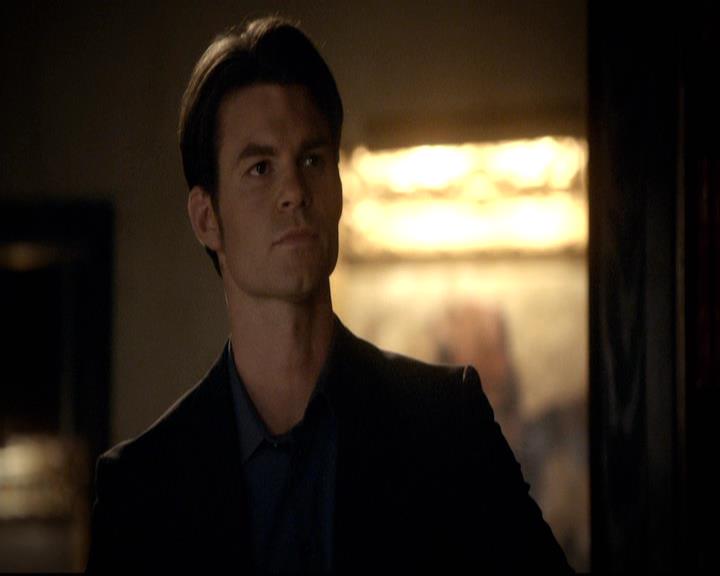 VampireDiariesWorld-dot-org_2x20TheLastDay0141.jpg