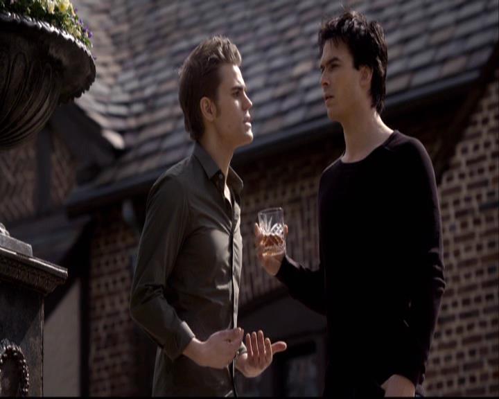 VampireDiariesWorld-dot-org_2x20TheLastDay0207.jpg