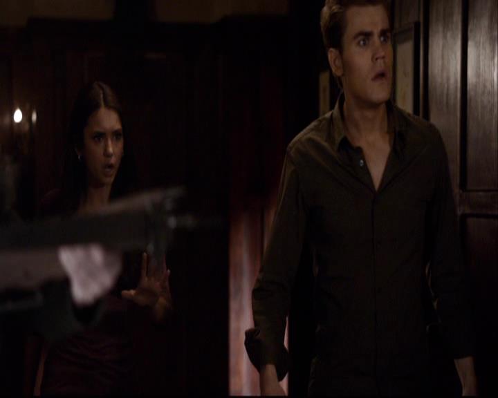 VampireDiariesWorld-dot-org_2x20TheLastDay0259.jpg