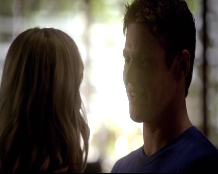 VampireDiariesWorld-dot-org_2x20TheLastDay0321.jpg