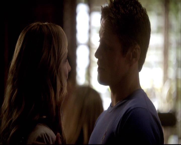 VampireDiariesWorld-dot-org_2x20TheLastDay0325.jpg