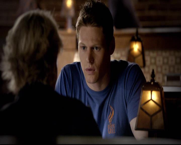 VampireDiariesWorld-dot-org_2x20TheLastDay0345.jpg