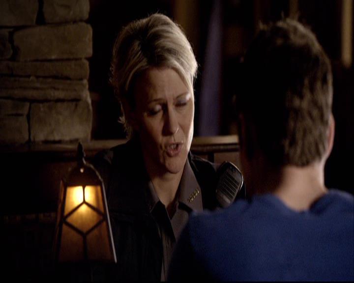 VampireDiariesWorld-dot-org_2x20TheLastDay0354.jpg