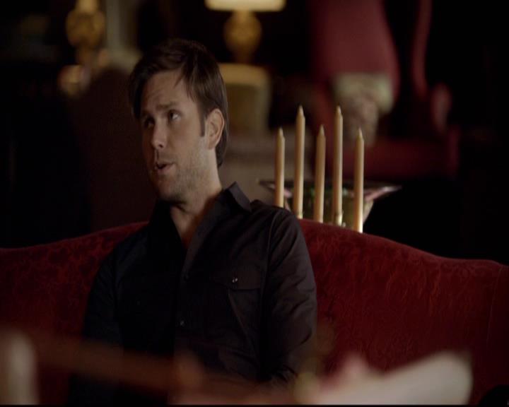 VampireDiariesWorld-dot-org_2x20TheLastDay0417.jpg