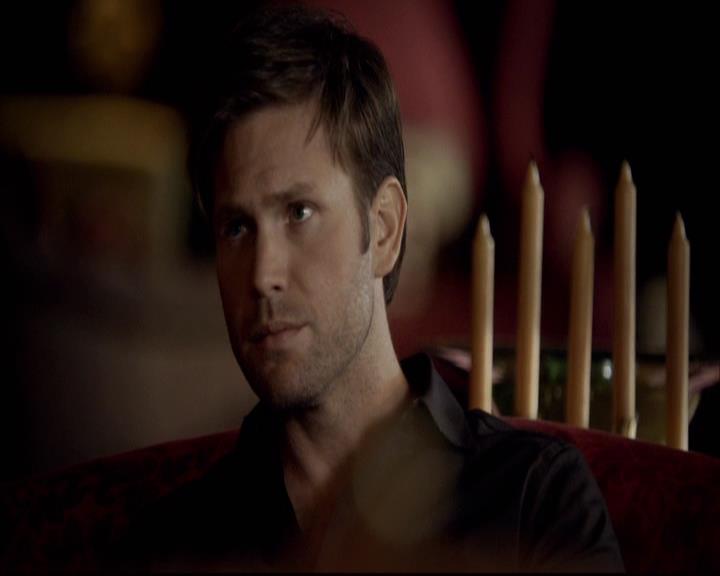 VampireDiariesWorld-dot-org_2x20TheLastDay0426.jpg