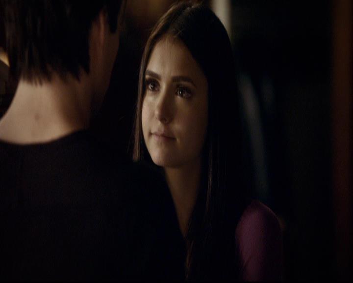 VampireDiariesWorld-dot-org_2x20TheLastDay0485.jpg