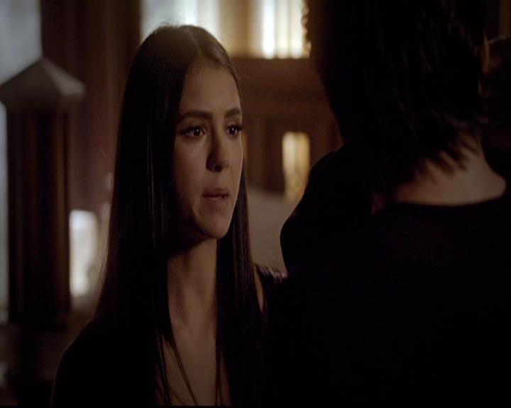 VampireDiariesWorld-dot-org_2x20TheLastDay0505.jpg