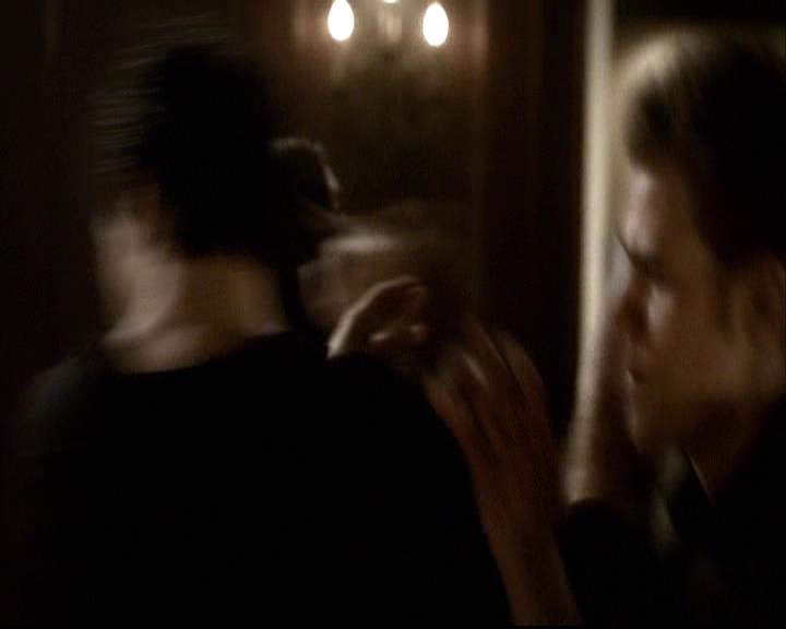 VampireDiariesWorld-dot-org_2x20TheLastDay0517.jpg