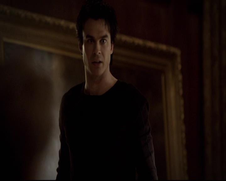 VampireDiariesWorld-dot-org_2x20TheLastDay0525.jpg