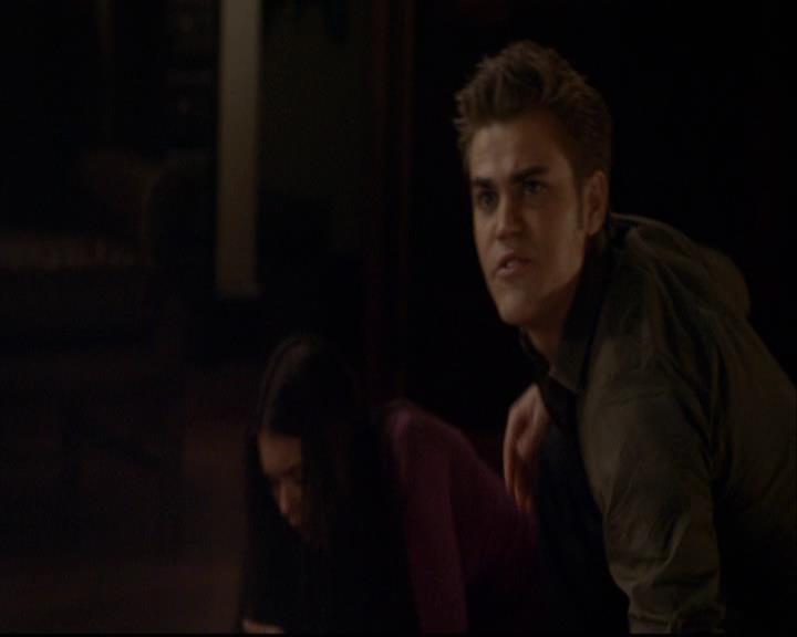 VampireDiariesWorld-dot-org_2x20TheLastDay0527.jpg