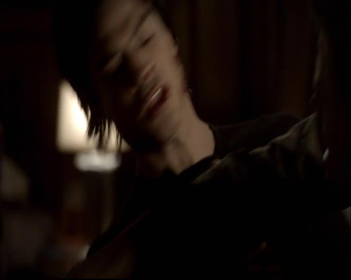 VampireDiariesWorld-dot-org_2x20TheLastDay0552.jpg