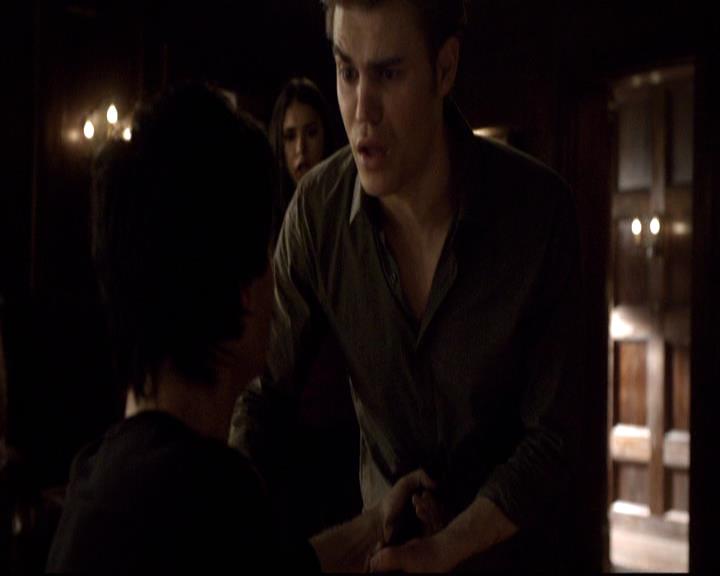 VampireDiariesWorld-dot-org_2x20TheLastDay0560.jpg