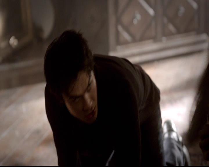 VampireDiariesWorld-dot-org_2x20TheLastDay0564.jpg