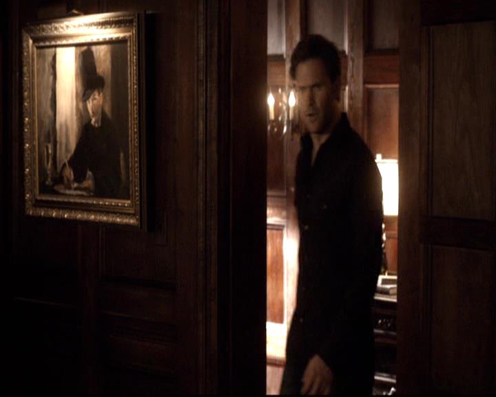 VampireDiariesWorld-dot-org_2x20TheLastDay0567.jpg