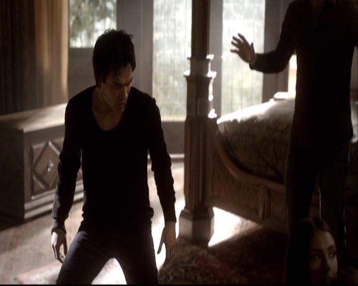 VampireDiariesWorld-dot-org_2x20TheLastDay0573.jpg