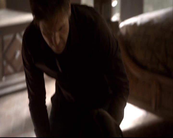 VampireDiariesWorld-dot-org_2x20TheLastDay0586.jpg