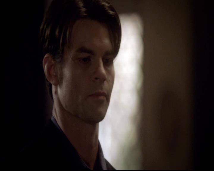 VampireDiariesWorld-dot-org_2x20TheLastDay0605.jpg