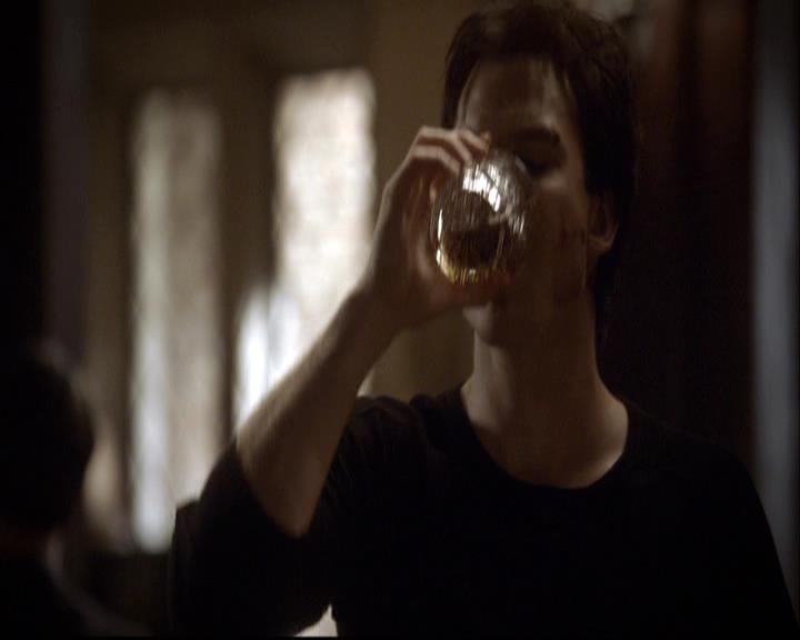 VampireDiariesWorld-dot-org_2x20TheLastDay0610.jpg