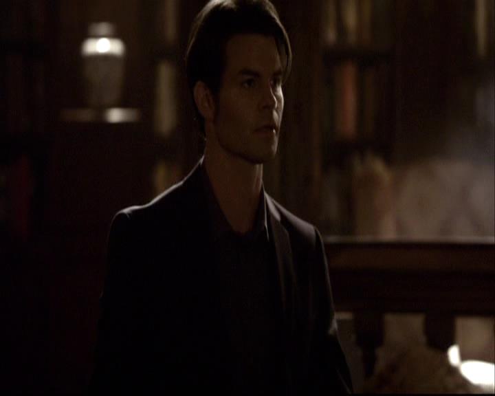 VampireDiariesWorld-dot-org_2x20TheLastDay0613.jpg