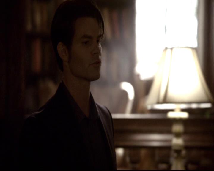 VampireDiariesWorld-dot-org_2x20TheLastDay0614.jpg