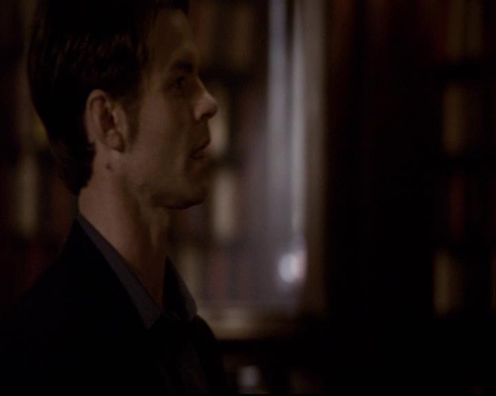 VampireDiariesWorld-dot-org_2x20TheLastDay0617.jpg