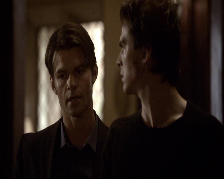 VampireDiariesWorld-dot-org_2x20TheLastDay0623.jpg