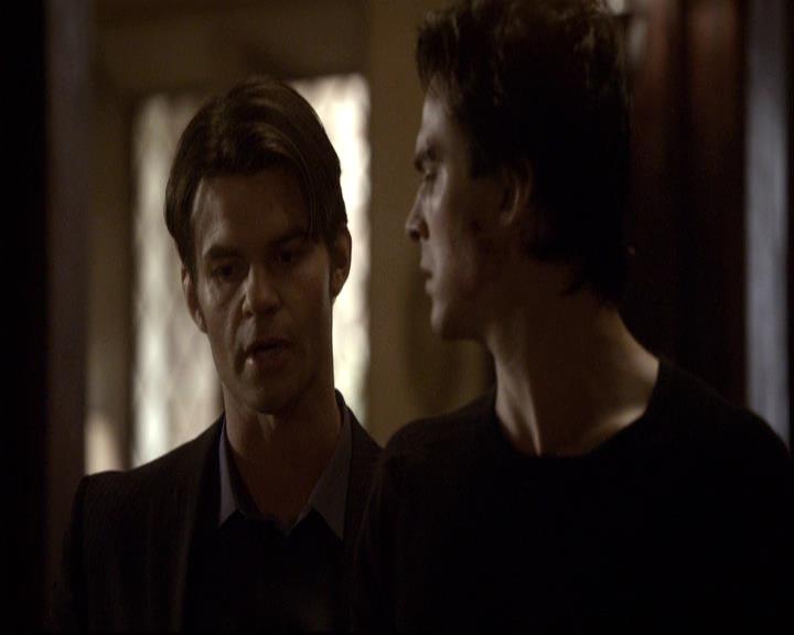 VampireDiariesWorld-dot-org_2x20TheLastDay0624.jpg