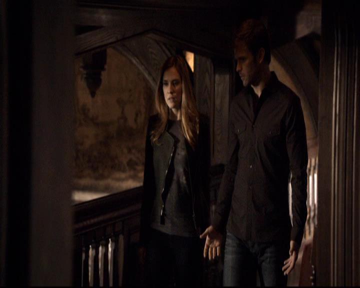 VampireDiariesWorld-dot-org_2x20TheLastDay0656.jpg