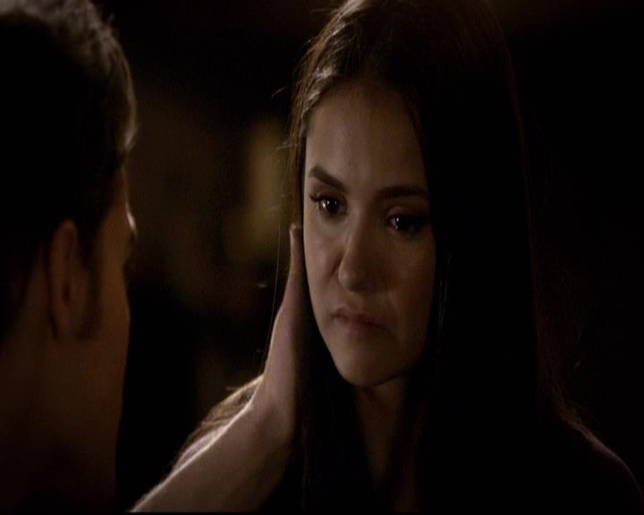 VampireDiariesWorld-dot-org_2x20TheLastDay0688.jpg