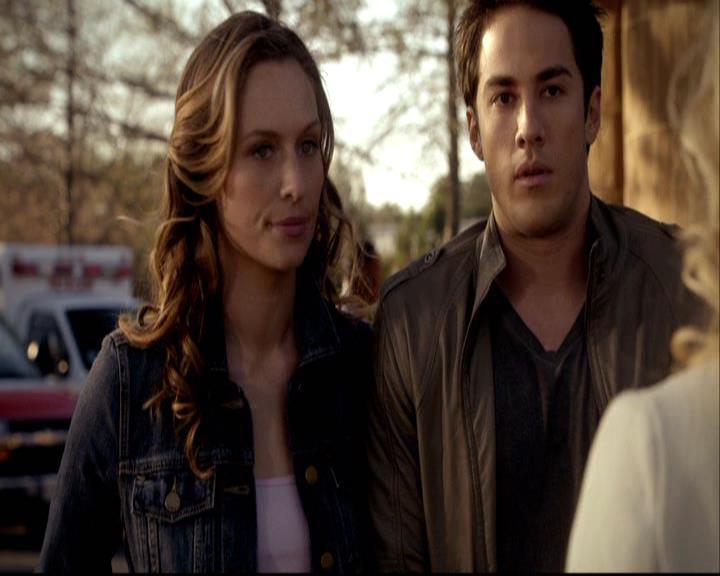 VampireDiariesWorld-dot-org_2x20TheLastDay0754.jpg