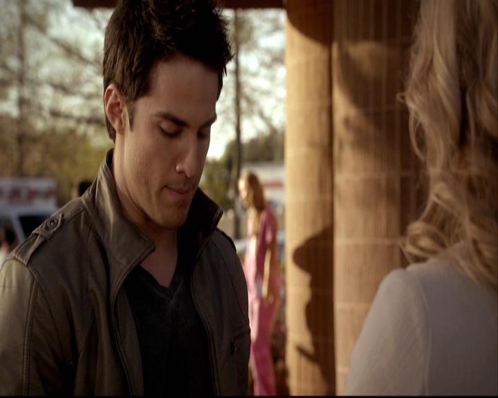 VampireDiariesWorld-dot-org_2x20TheLastDay0779.jpg