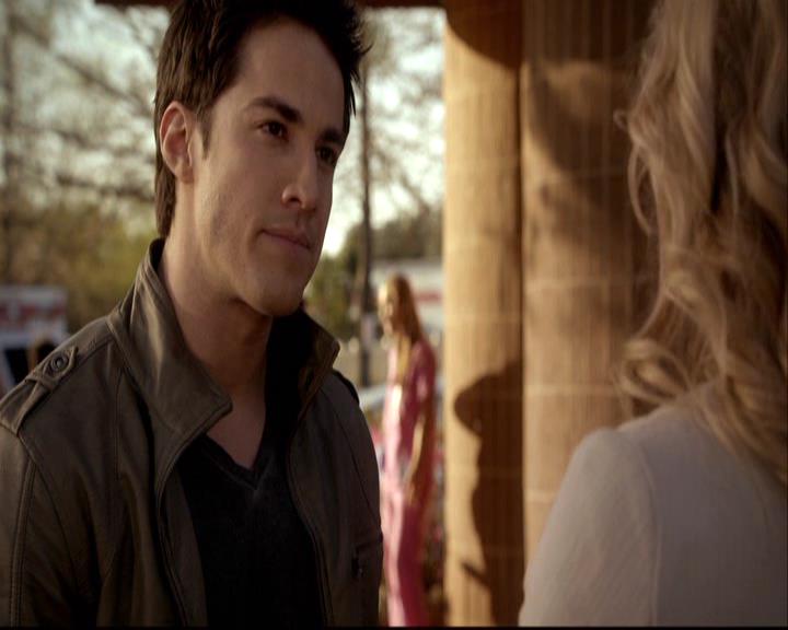 VampireDiariesWorld-dot-org_2x20TheLastDay0782.jpg