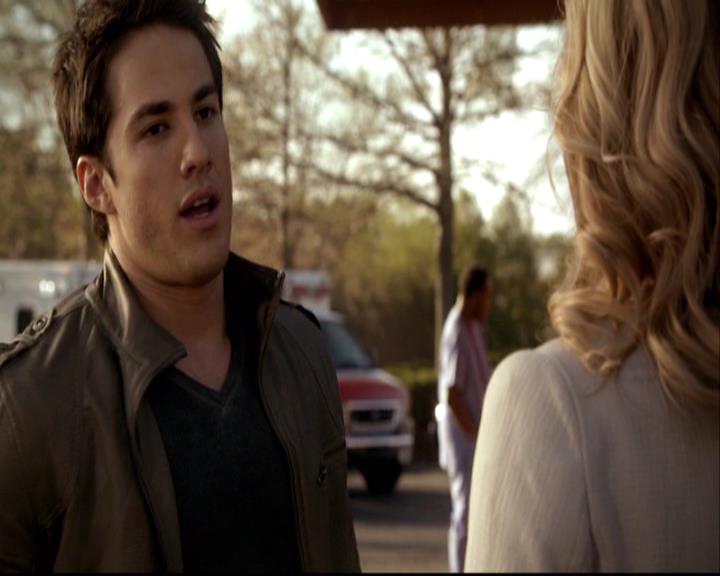 VampireDiariesWorld-dot-org_2x20TheLastDay0797.jpg