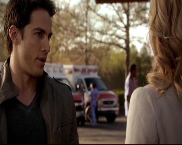 VampireDiariesWorld-dot-org_2x20TheLastDay0798.jpg