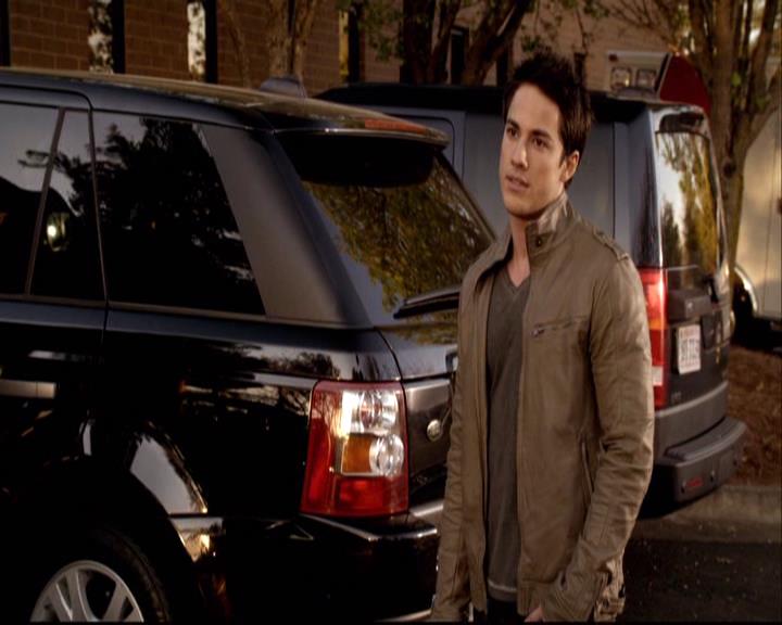 VampireDiariesWorld-dot-org_2x20TheLastDay0804.jpg