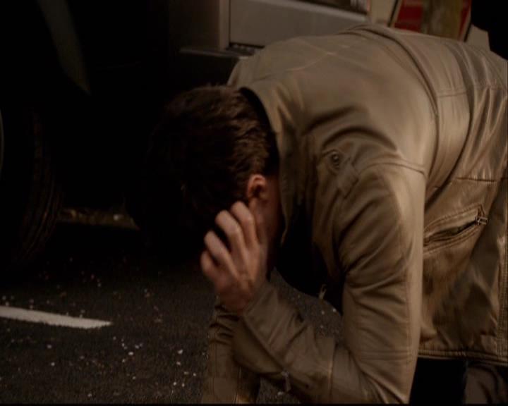 VampireDiariesWorld-dot-org_2x20TheLastDay0833.jpg