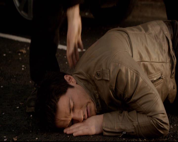 VampireDiariesWorld-dot-org_2x20TheLastDay0840.jpg