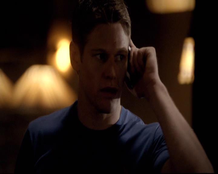 VampireDiariesWorld-dot-org_2x20TheLastDay0844.jpg