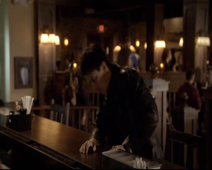 VampireDiariesWorld-dot-org_2x20TheLastDay0853.jpg