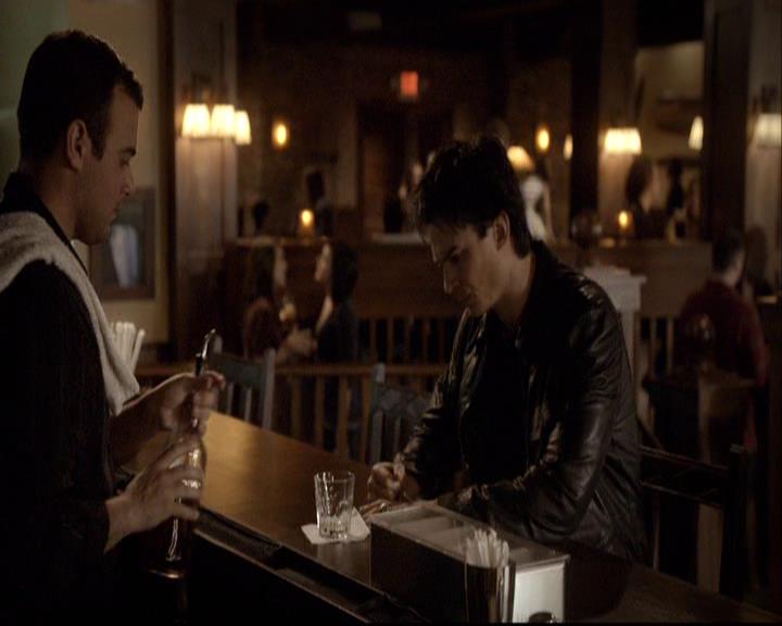 VampireDiariesWorld-dot-org_2x20TheLastDay0855.jpg